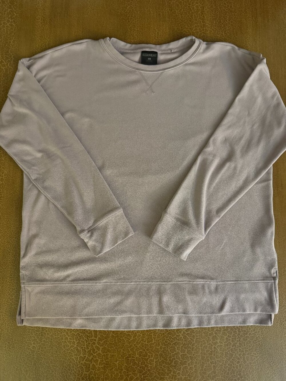 32 Heat Lavendar Color Pullover Fleece Sweatshirt - Size Large